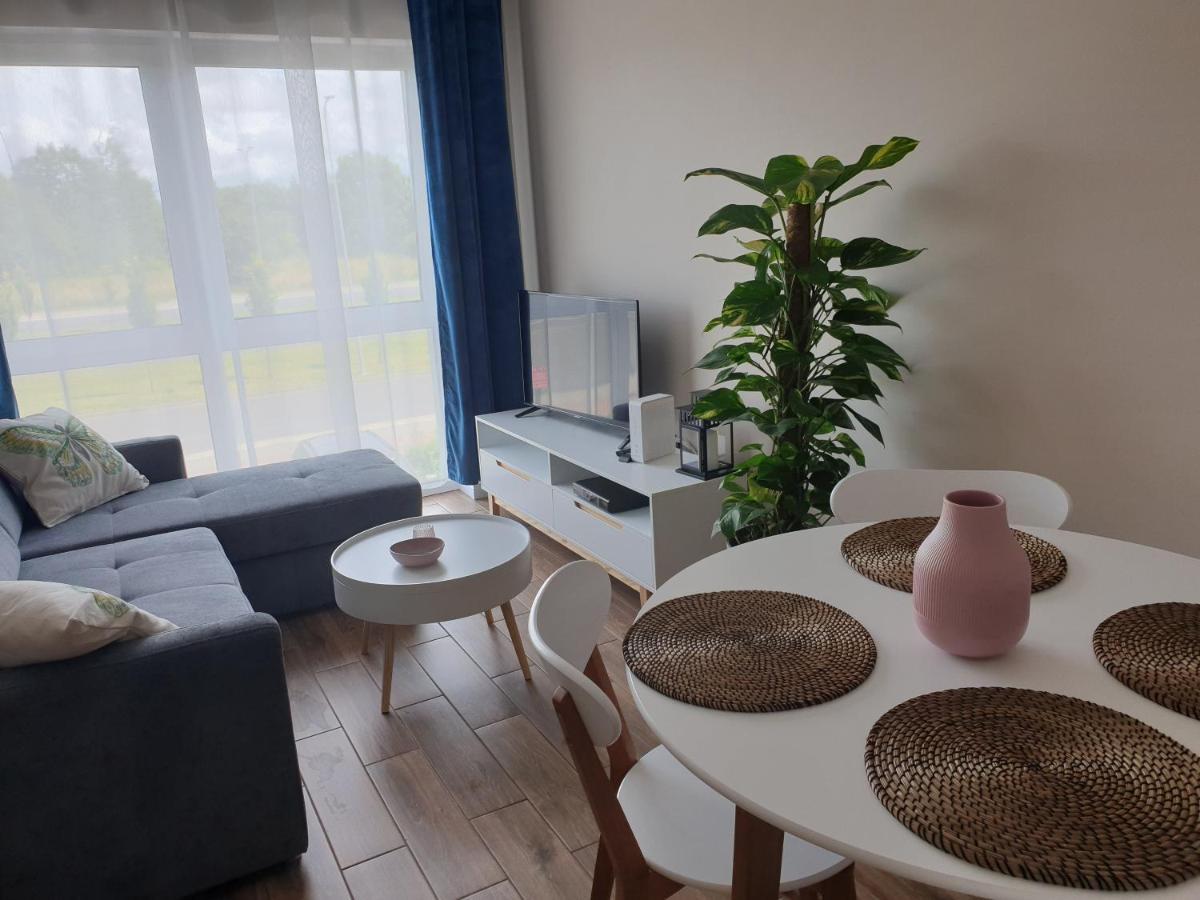 Caskada Modern Apartments 2 Nowy Apartamentowiec Winda สวูพสค์ ภายนอก รูปภาพ