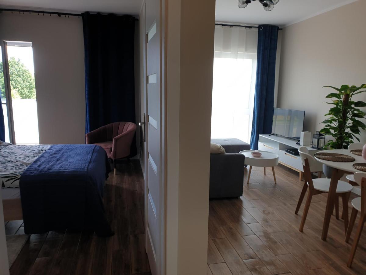 Caskada Modern Apartments 2 Nowy Apartamentowiec Winda สวูพสค์ ภายนอก รูปภาพ