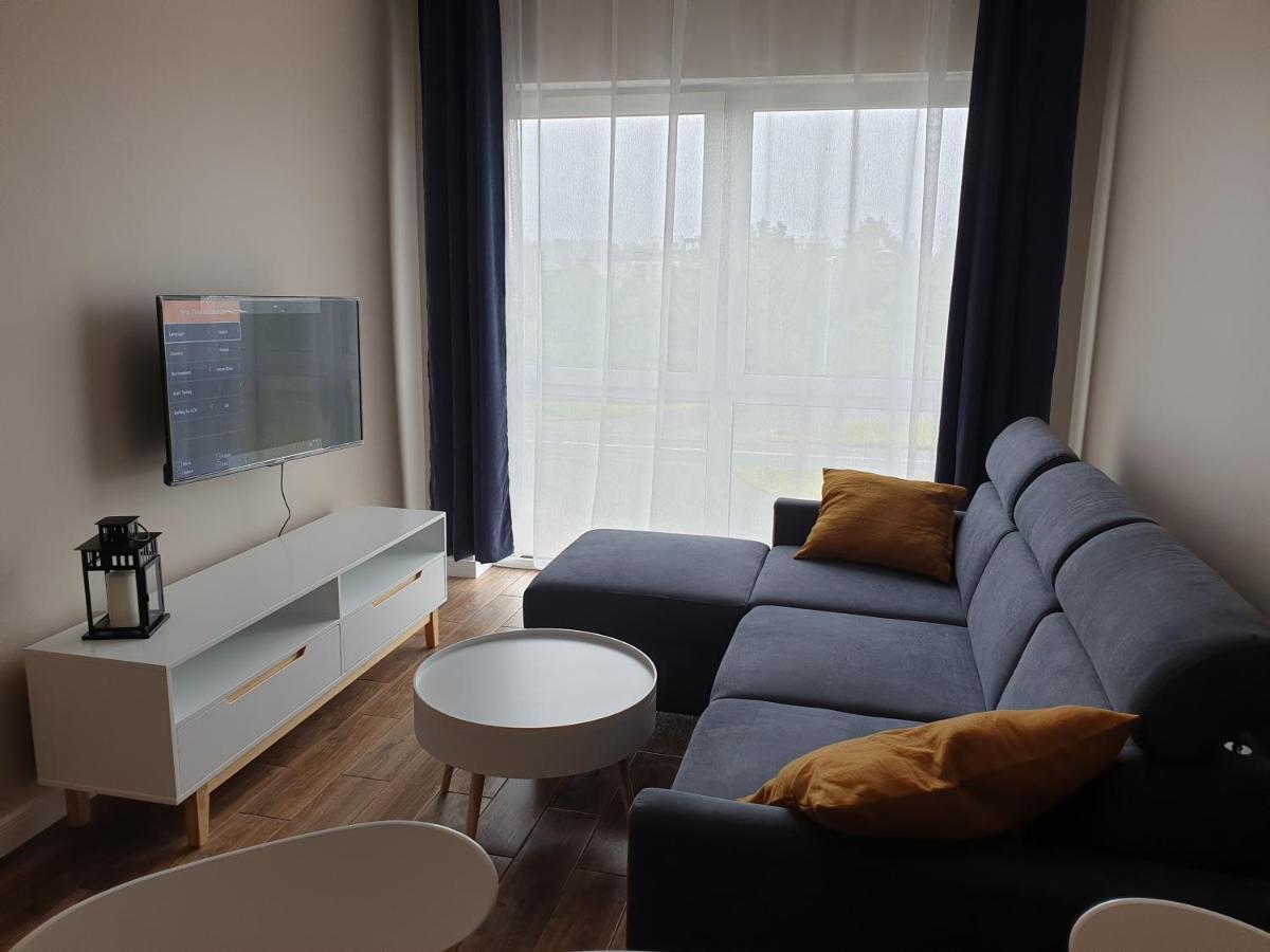 Caskada Modern Apartments 2 Nowy Apartamentowiec Winda สวูพสค์ ภายนอก รูปภาพ