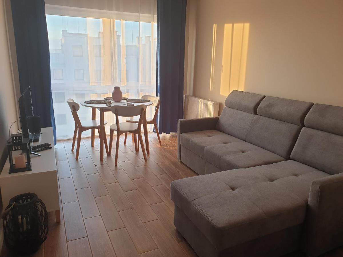 Caskada Modern Apartments 2 Nowy Apartamentowiec Winda สวูพสค์ ภายนอก รูปภาพ